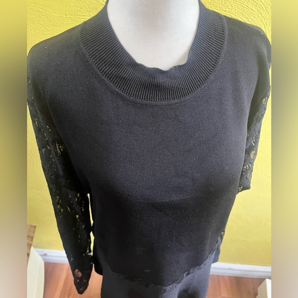 Peter Nygard Black Sweater w/ Lace On the Arms!! - Picture 2 of 12